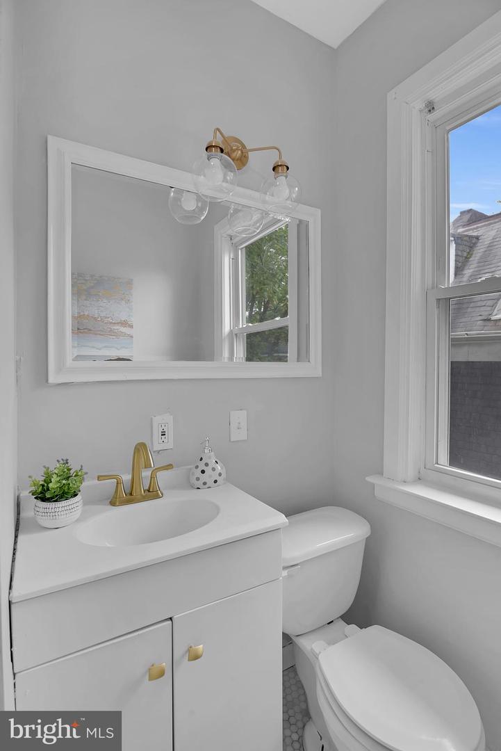 4316 9TH ST NW, WASHINGTON, District Of Columbia 20011, 5 Bedrooms Bedrooms, ,2 BathroomsBathrooms,Residential,For sale,4316 9TH ST NW,DCDC2202172 MLS # DCDC2202172