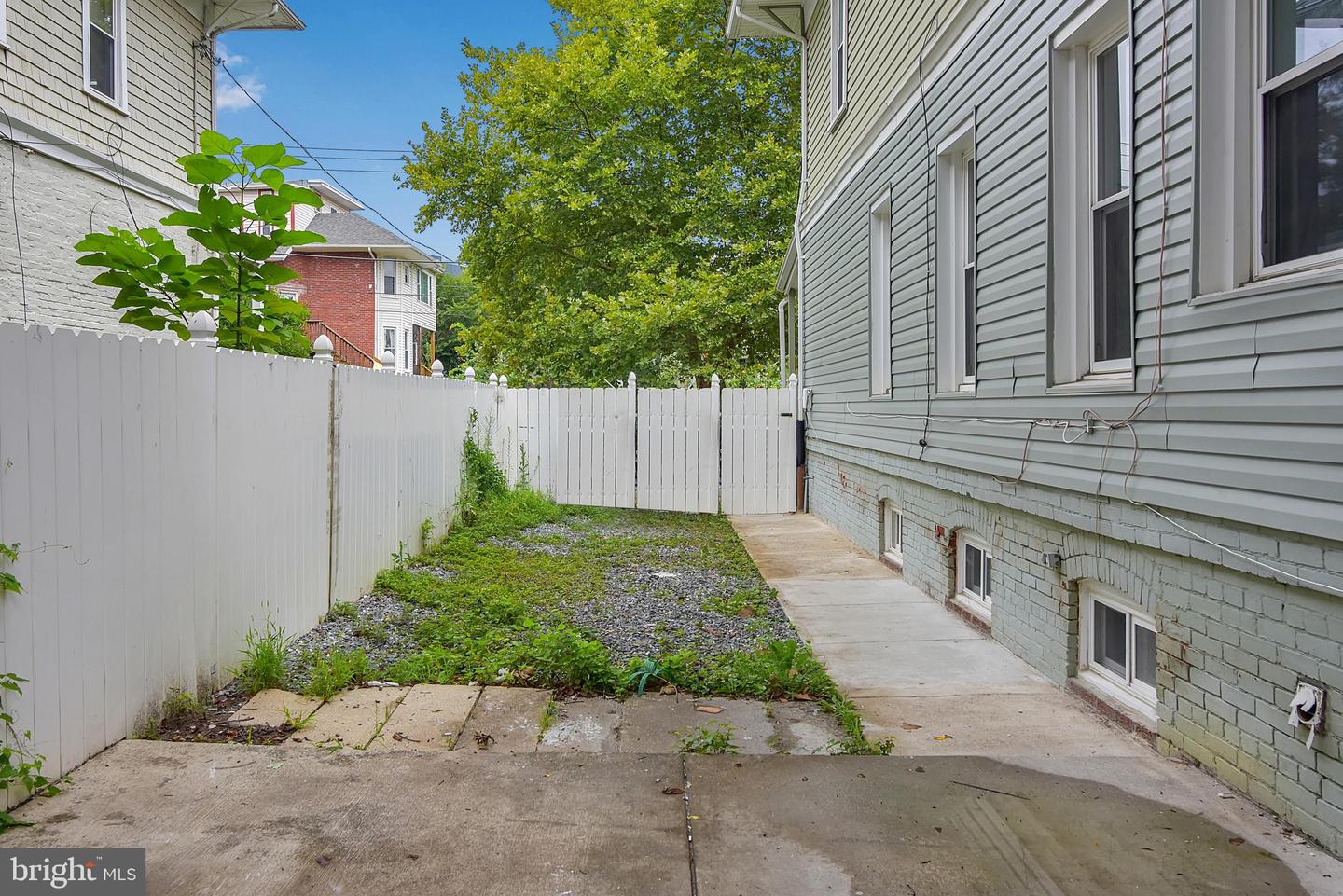 4316 9TH ST NW, WASHINGTON, District Of Columbia 20011, 5 Bedrooms Bedrooms, ,2 BathroomsBathrooms,Residential,For sale,4316 9TH ST NW,DCDC2202172 MLS # DCDC2202172
