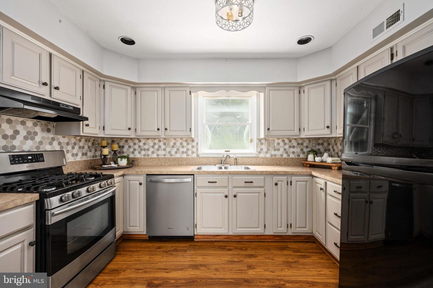 110 SPRINGWOOD DR, FREDERICKSBURG, Virginia 22401, 3 Bedrooms Bedrooms, ,3 BathroomsBathrooms,Residential,For sale,110 SPRINGWOOD DR,VAFB2008292 MLS # VAFB2008292
