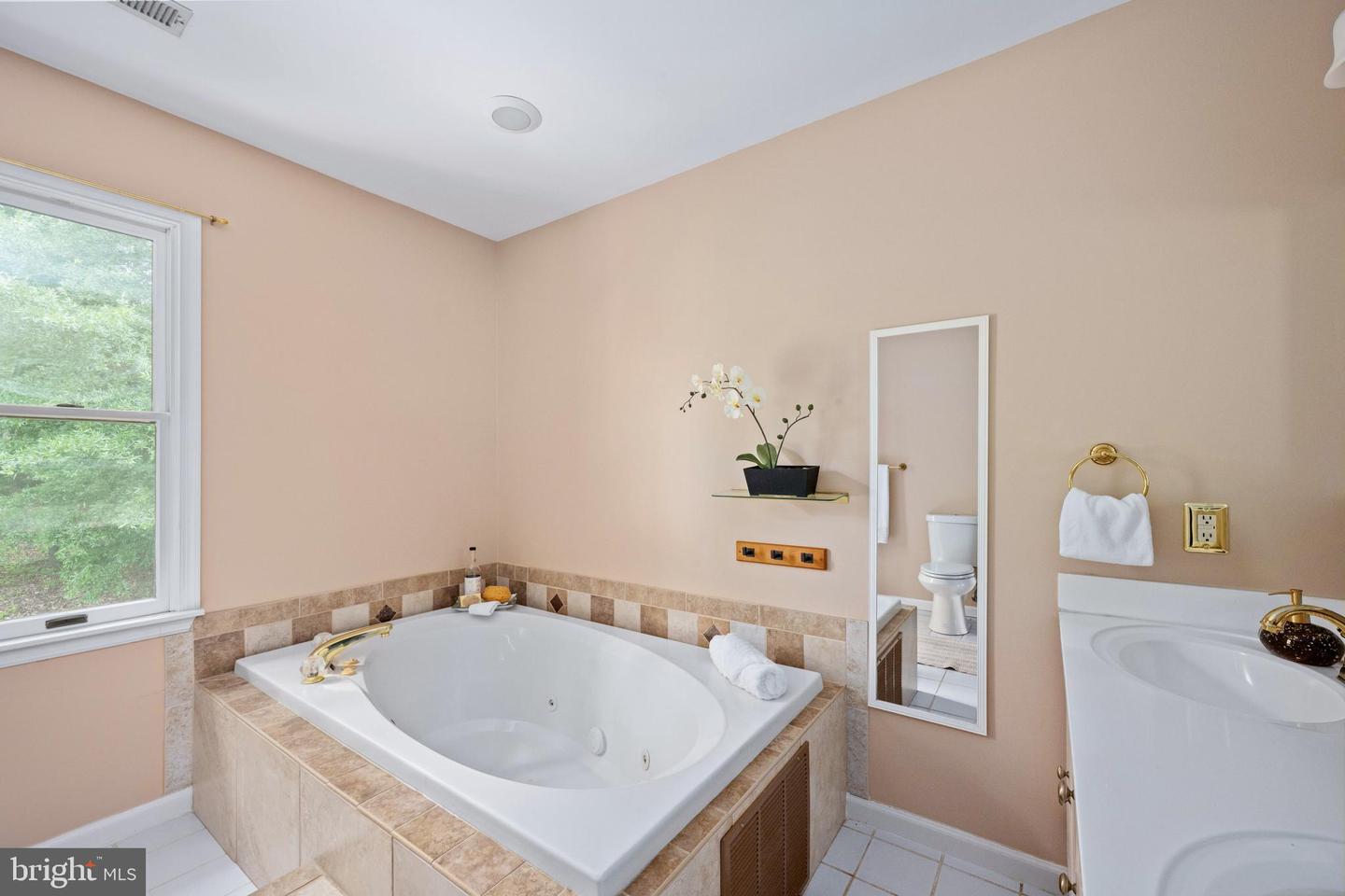 110 SPRINGWOOD DR, FREDERICKSBURG, Virginia 22401, 3 Bedrooms Bedrooms, ,3 BathroomsBathrooms,Residential,For sale,110 SPRINGWOOD DR,VAFB2008292 MLS # VAFB2008292