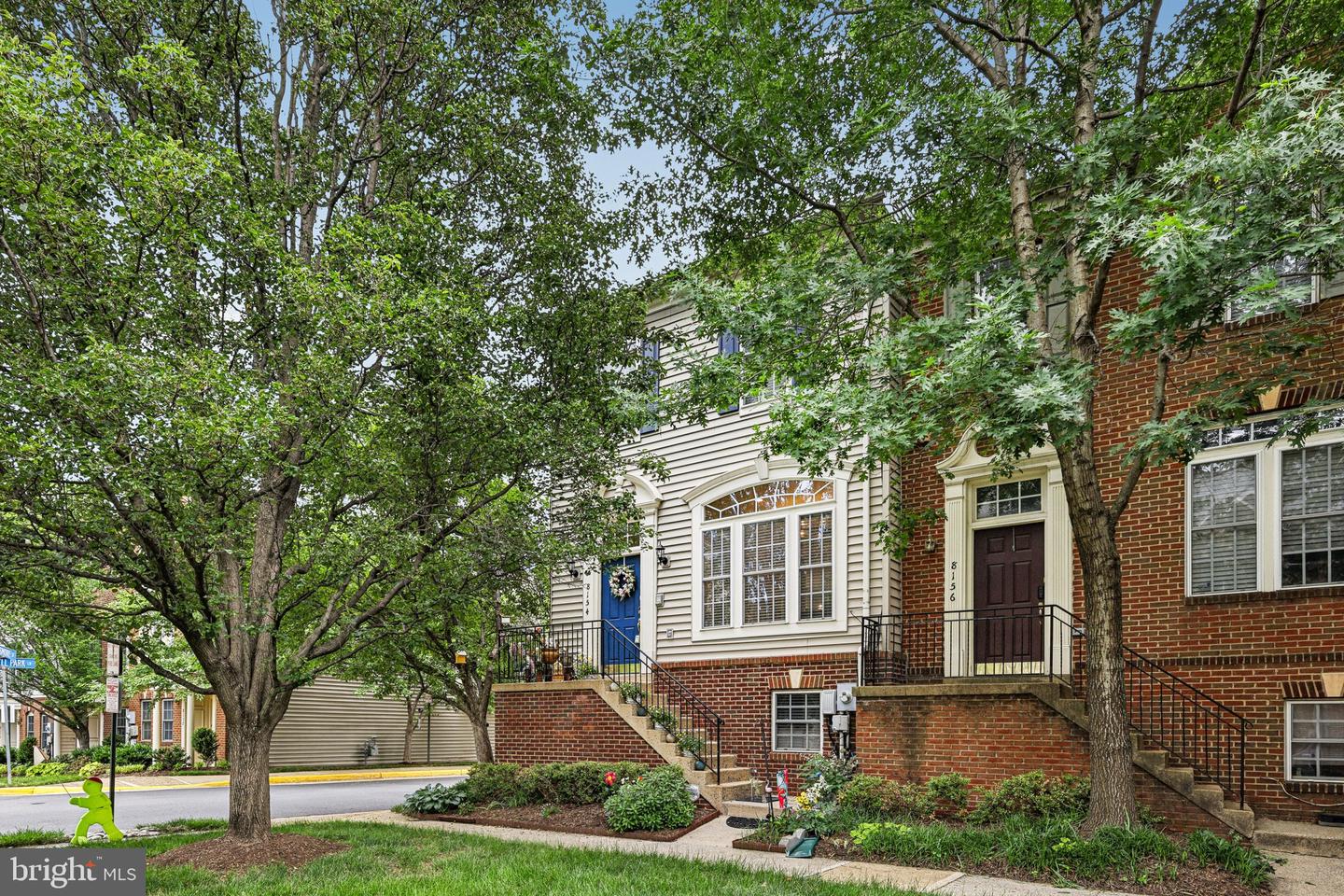 8154 SKELTON CIR, FALLS CHURCH, Virginia 22042, 3 Bedrooms Bedrooms, ,3 BathroomsBathrooms,Residential,For sale,8154 SKELTON CIR,VAFX2243036 MLS # VAFX2243036