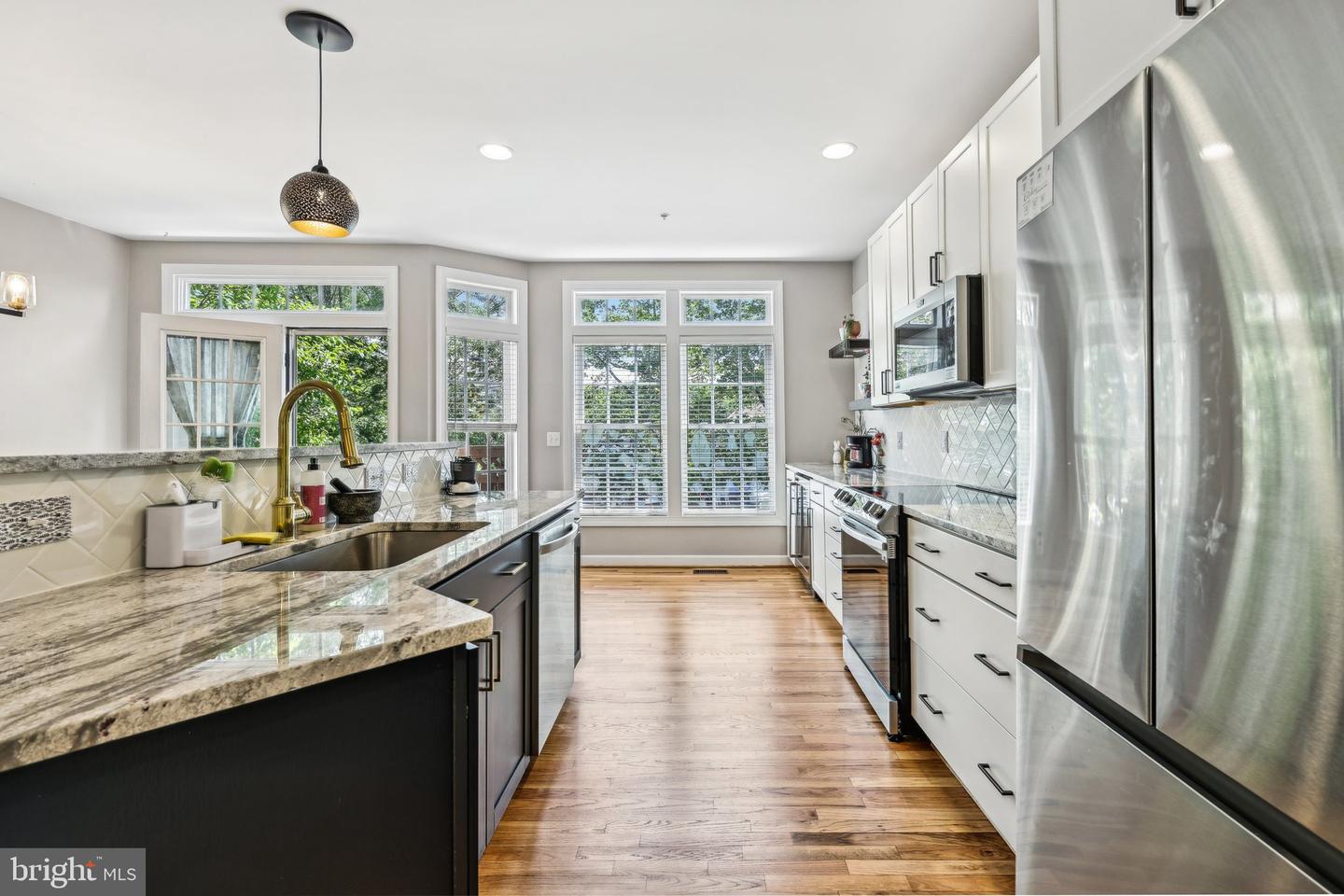 8154 SKELTON CIR, FALLS CHURCH, Virginia 22042, 3 Bedrooms Bedrooms, ,3 BathroomsBathrooms,Residential,For sale,8154 SKELTON CIR,VAFX2243036 MLS # VAFX2243036
