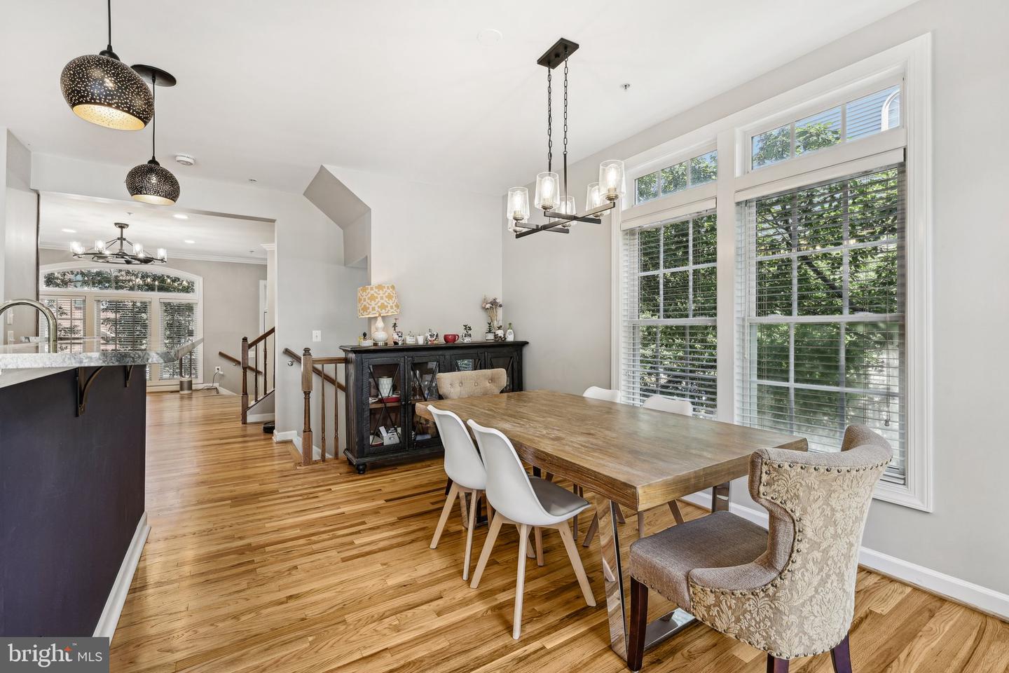 8154 SKELTON CIR, FALLS CHURCH, Virginia 22042, 3 Bedrooms Bedrooms, ,3 BathroomsBathrooms,Residential,For sale,8154 SKELTON CIR,VAFX2243036 MLS # VAFX2243036