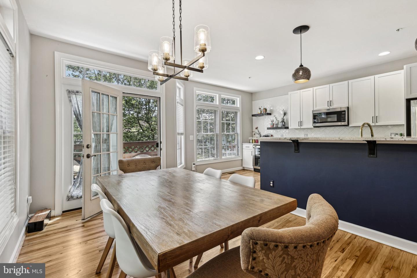 8154 SKELTON CIR, FALLS CHURCH, Virginia 22042, 3 Bedrooms Bedrooms, ,3 BathroomsBathrooms,Residential,For sale,8154 SKELTON CIR,VAFX2243036 MLS # VAFX2243036