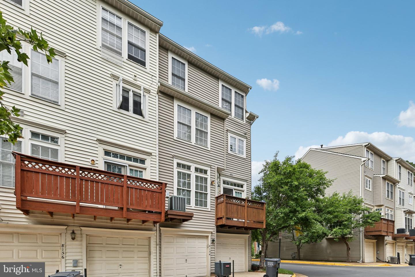 8154 SKELTON CIR, FALLS CHURCH, Virginia 22042, 3 Bedrooms Bedrooms, ,3 BathroomsBathrooms,Residential,For sale,8154 SKELTON CIR,VAFX2243036 MLS # VAFX2243036
