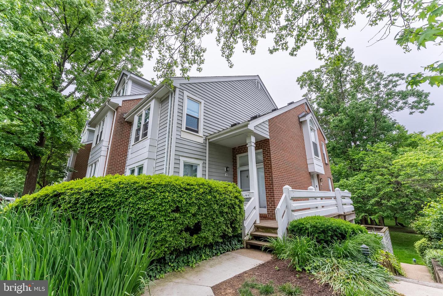 7596-N LAKESIDE VILLAGE DR, FALLS CHURCH, Virginia 22042, 1 Bedroom Bedrooms, ,1 BathroomBathrooms,Residential,For sale,7596-N LAKESIDE VILLAGE DR,VAFX2243046 MLS # VAFX2243046