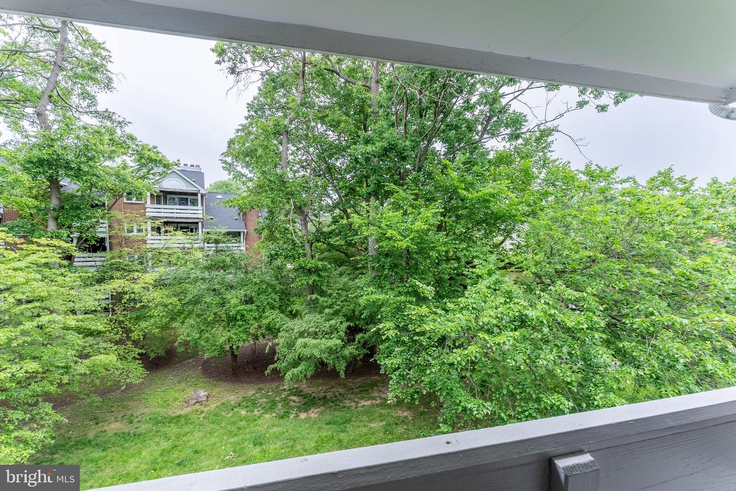 7596-N LAKESIDE VILLAGE DR, FALLS CHURCH, Virginia 22042, 1 Bedroom Bedrooms, ,1 BathroomBathrooms,Residential,For sale,7596-N LAKESIDE VILLAGE DR,VAFX2243046 MLS # VAFX2243046