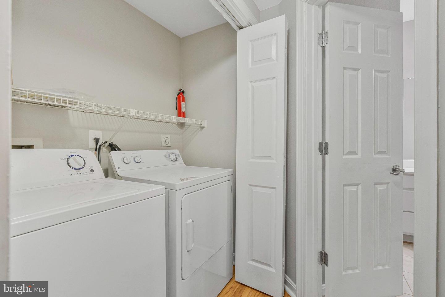 12153 PENDERVIEW LN #2001, FAIRFAX, Virginia 22033, 2 Bedrooms Bedrooms, ,2 BathroomsBathrooms,Residential,For sale,12153 PENDERVIEW LN #2001,VAFX2243078 MLS # VAFX2243078