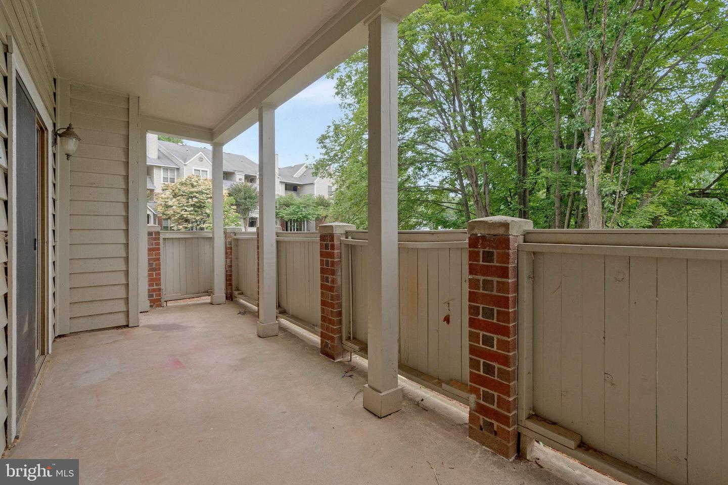 12153 PENDERVIEW LN #2001, FAIRFAX, Virginia 22033, 2 Bedrooms Bedrooms, ,2 BathroomsBathrooms,Residential,For sale,12153 PENDERVIEW LN #2001,VAFX2243078 MLS # VAFX2243078