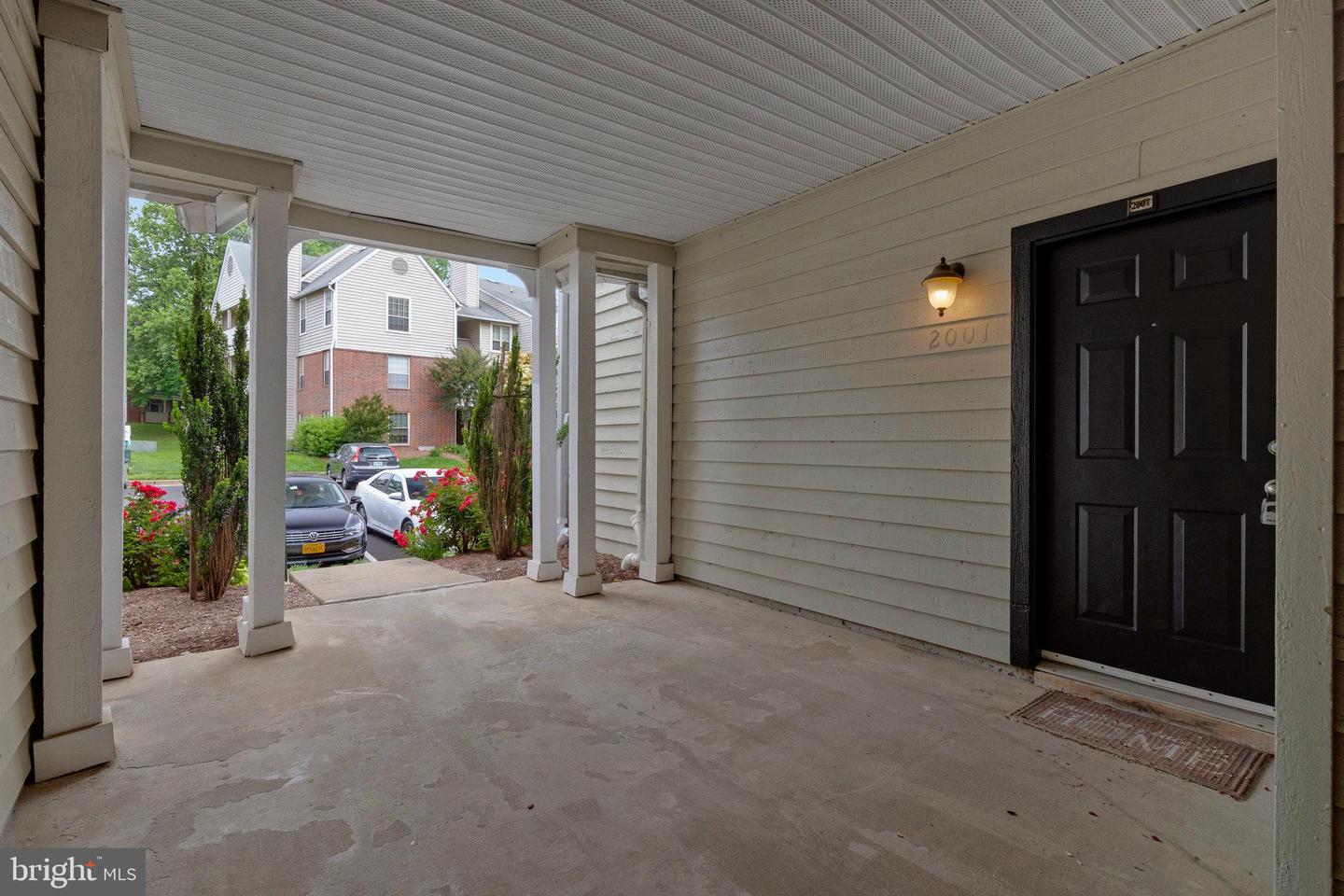 12153 PENDERVIEW LN #2001, FAIRFAX, Virginia 22033, 2 Bedrooms Bedrooms, ,2 BathroomsBathrooms,Residential,For sale,12153 PENDERVIEW LN #2001,VAFX2243078 MLS # VAFX2243078