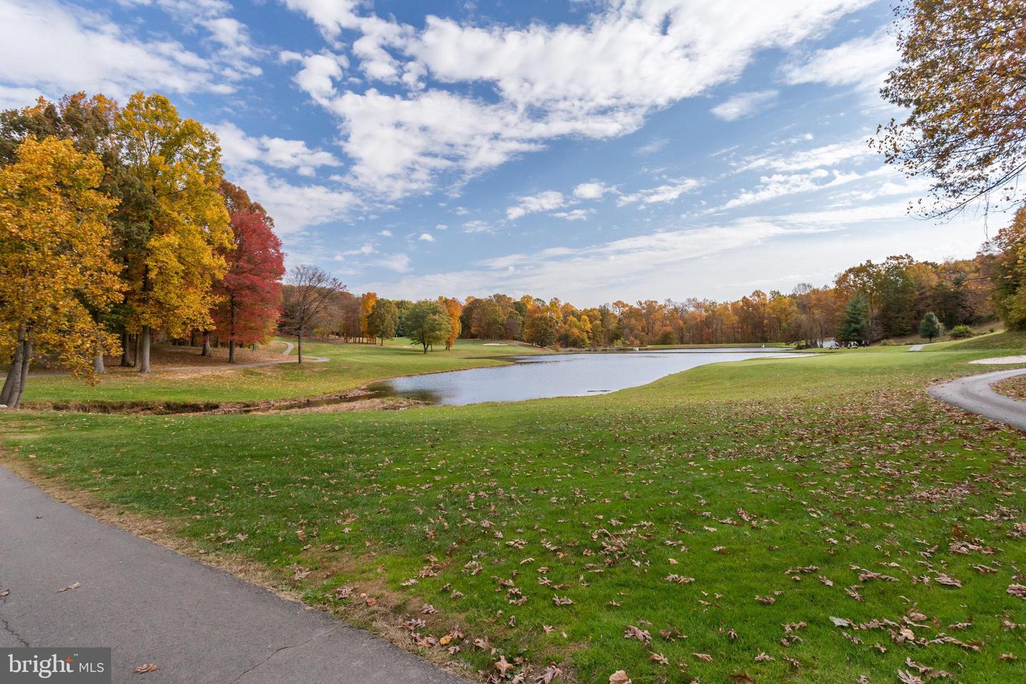 12153 PENDERVIEW LN #2001, FAIRFAX, Virginia 22033, 2 Bedrooms Bedrooms, ,2 BathroomsBathrooms,Residential,For sale,12153 PENDERVIEW LN #2001,VAFX2243078 MLS # VAFX2243078
