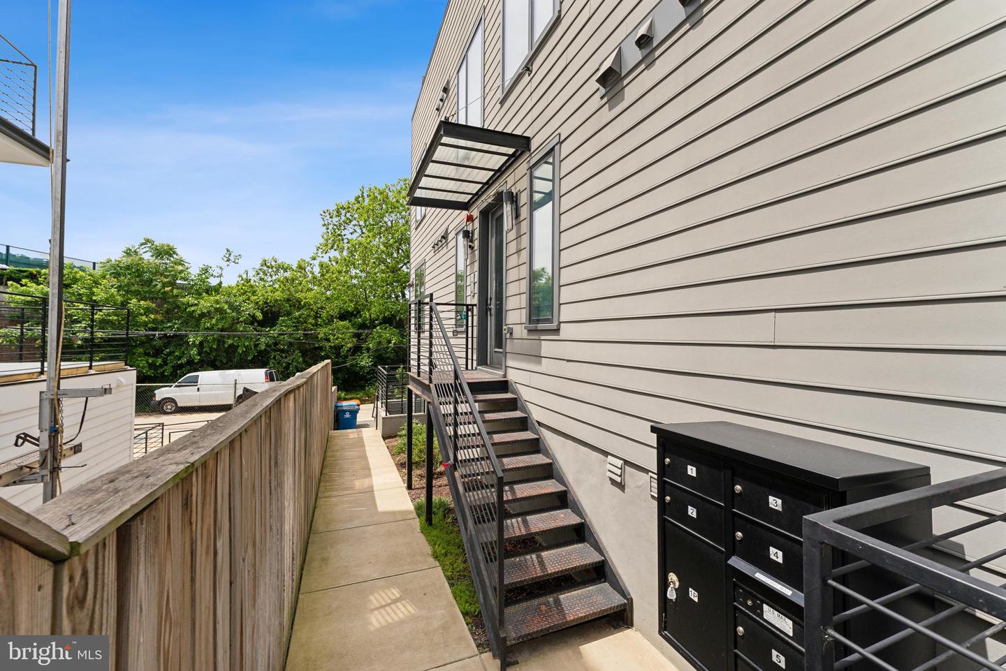 1007 BRYANT ST NE #3, WASHINGTON, District Of Columbia 20018, 2 Bedrooms Bedrooms, ,2 BathroomsBathrooms,Residential,For sale,1007 BRYANT ST NE #3,DCDC2202462 MLS # DCDC2202462