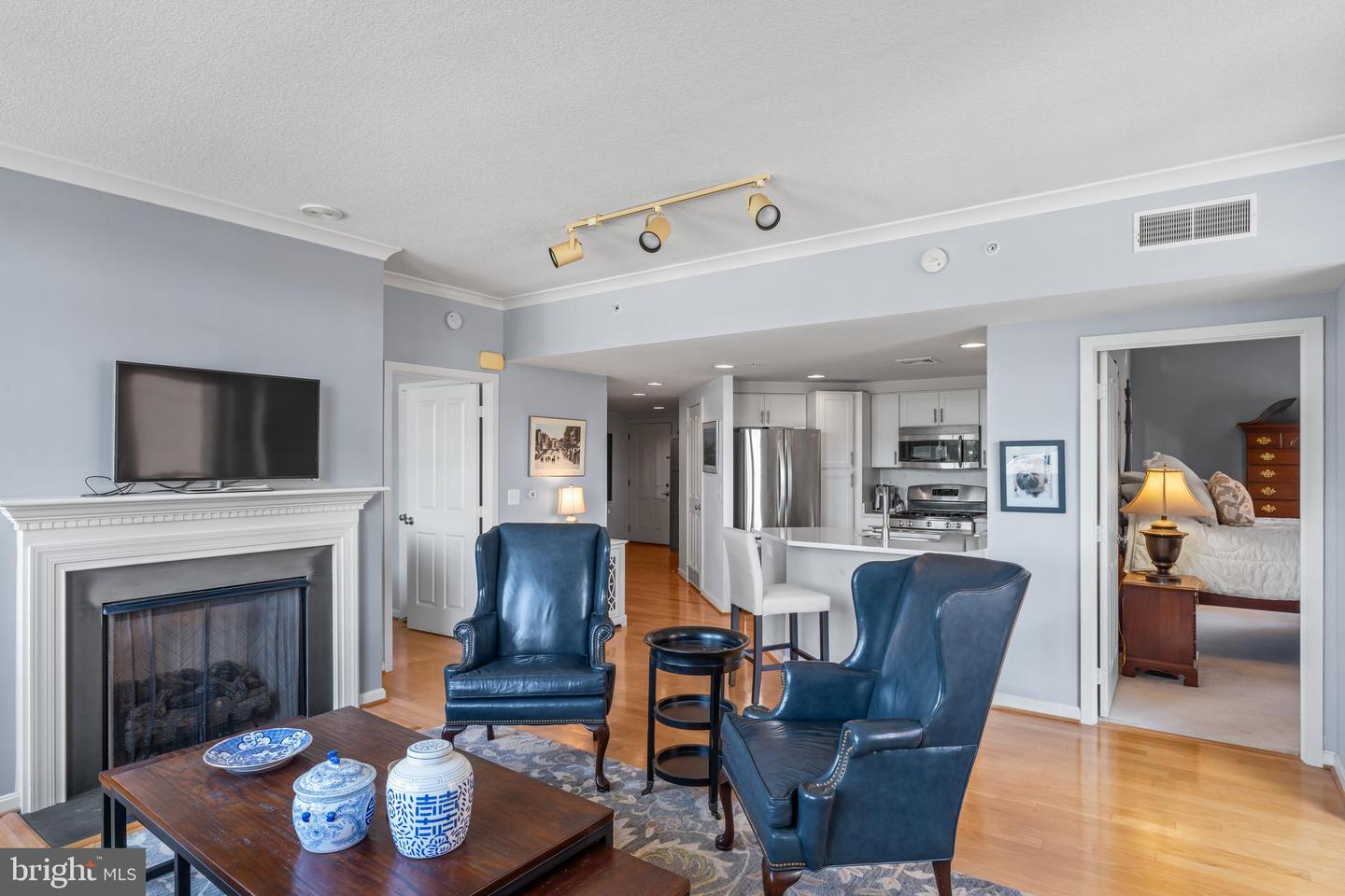 4490 MARKET COMMONS DR #602, FAIRFAX, Virginia 22033, 2 Bedrooms Bedrooms, ,2 BathroomsBathrooms,Residential,For sale,4490 MARKET COMMONS DR #602,VAFX2243188 MLS # VAFX2243188