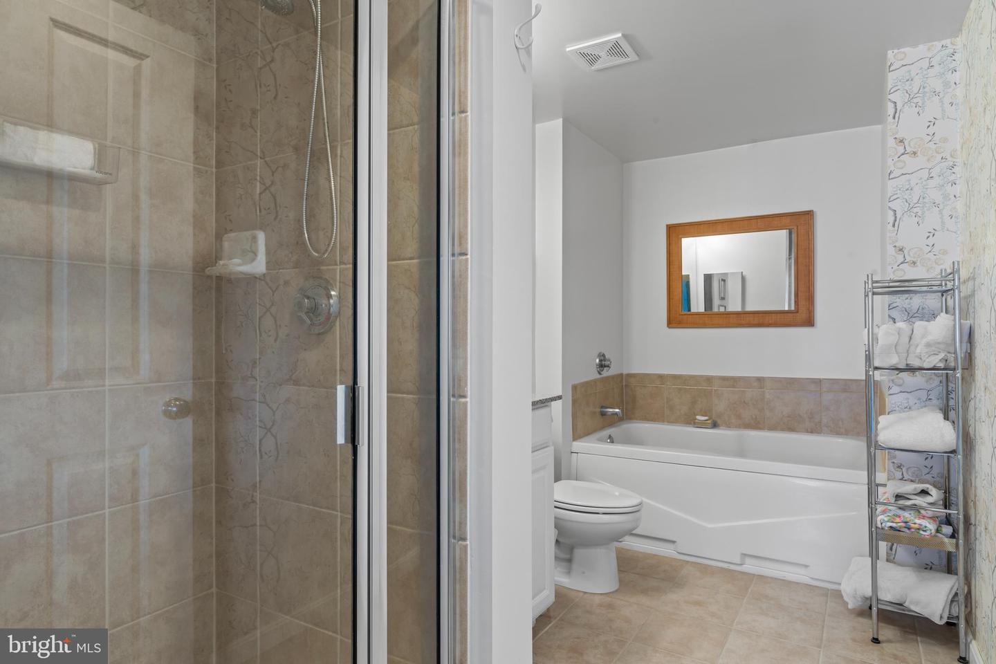 4490 MARKET COMMONS DR #602, FAIRFAX, Virginia 22033, 2 Bedrooms Bedrooms, ,2 BathroomsBathrooms,Residential,For sale,4490 MARKET COMMONS DR #602,VAFX2243188 MLS # VAFX2243188