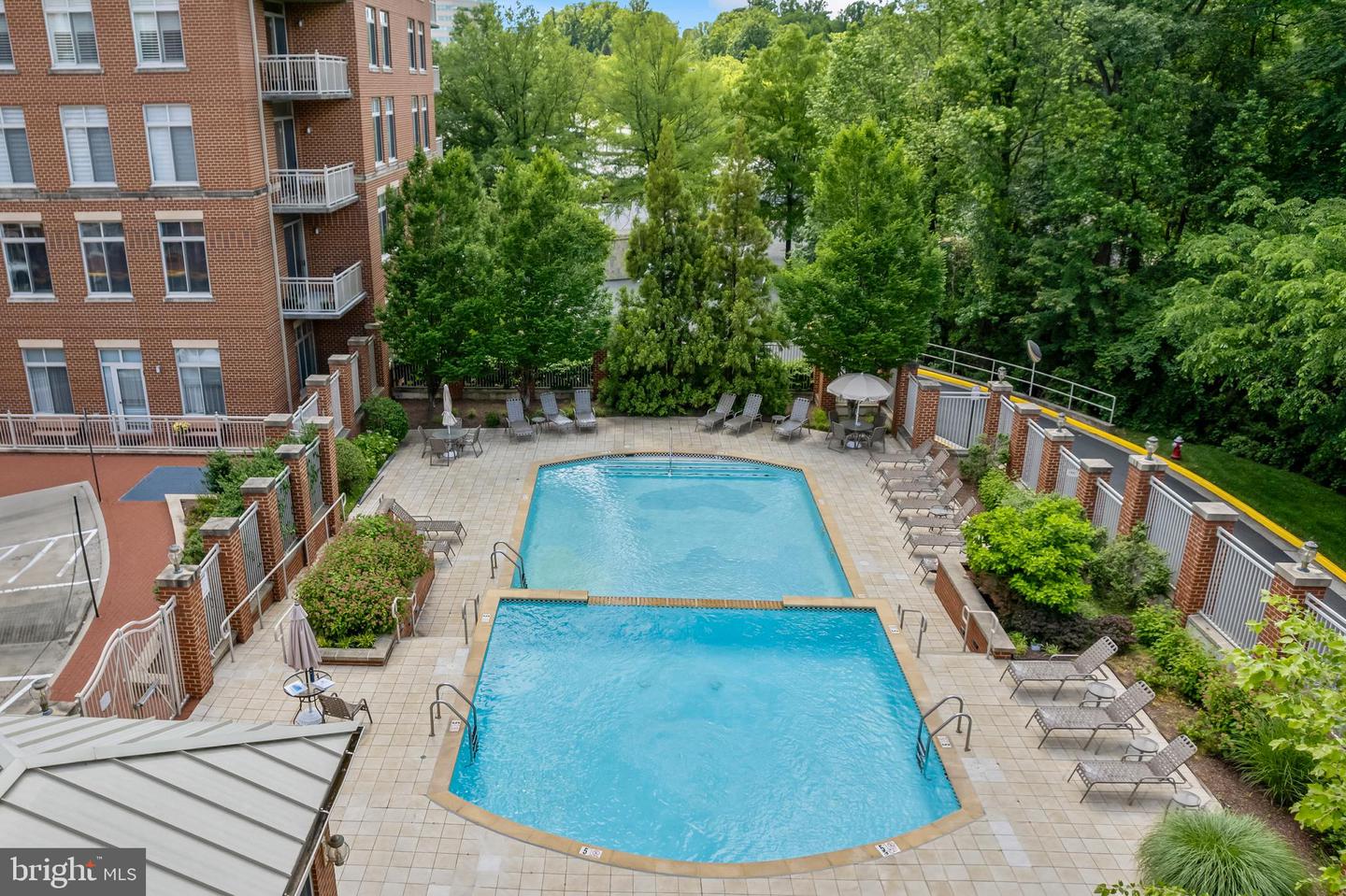 4490 MARKET COMMONS DR #602, FAIRFAX, Virginia 22033, 2 Bedrooms Bedrooms, ,2 BathroomsBathrooms,Residential,For sale,4490 MARKET COMMONS DR #602,VAFX2243188 MLS # VAFX2243188