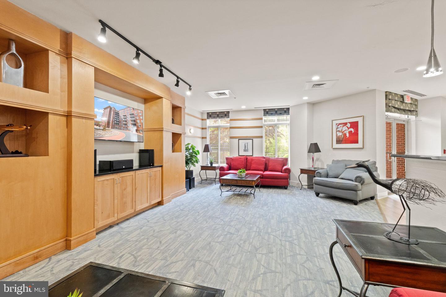 4490 MARKET COMMONS DR #602, FAIRFAX, Virginia 22033, 2 Bedrooms Bedrooms, ,2 BathroomsBathrooms,Residential,For sale,4490 MARKET COMMONS DR #602,VAFX2243188 MLS # VAFX2243188