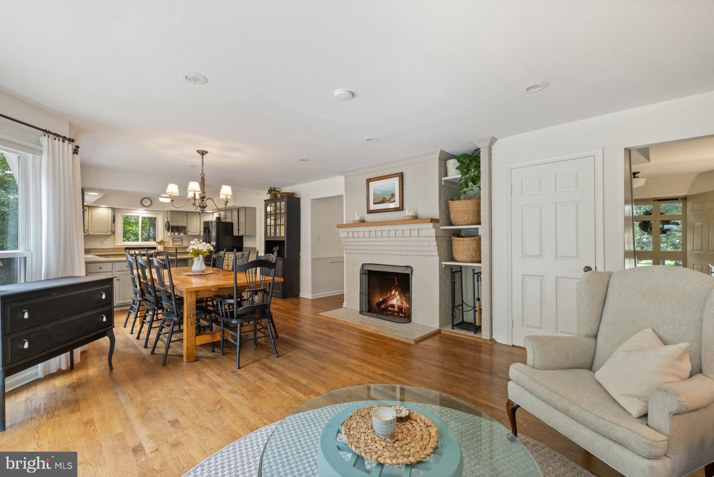 5747 WILSHIRE DR, WARRENTON, Virginia 20187, 4 Bedrooms Bedrooms, ,4 BathroomsBathrooms,Residential,For sale,5747 WILSHIRE DR,VAFQ2016804 MLS # VAFQ2016804