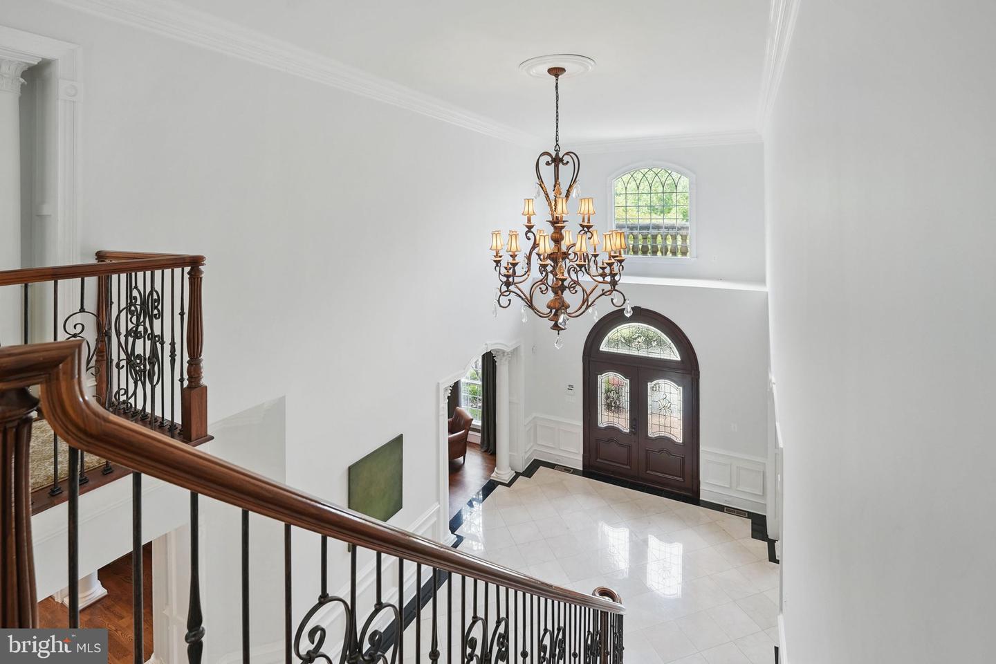 2555 VALE RIDGE CT, OAKTON, Virginia 22124, 5 Bedrooms Bedrooms, ,7 BathroomsBathrooms,Residential,For sale,2555 VALE RIDGE CT,VAFX2243554 MLS # VAFX2243554