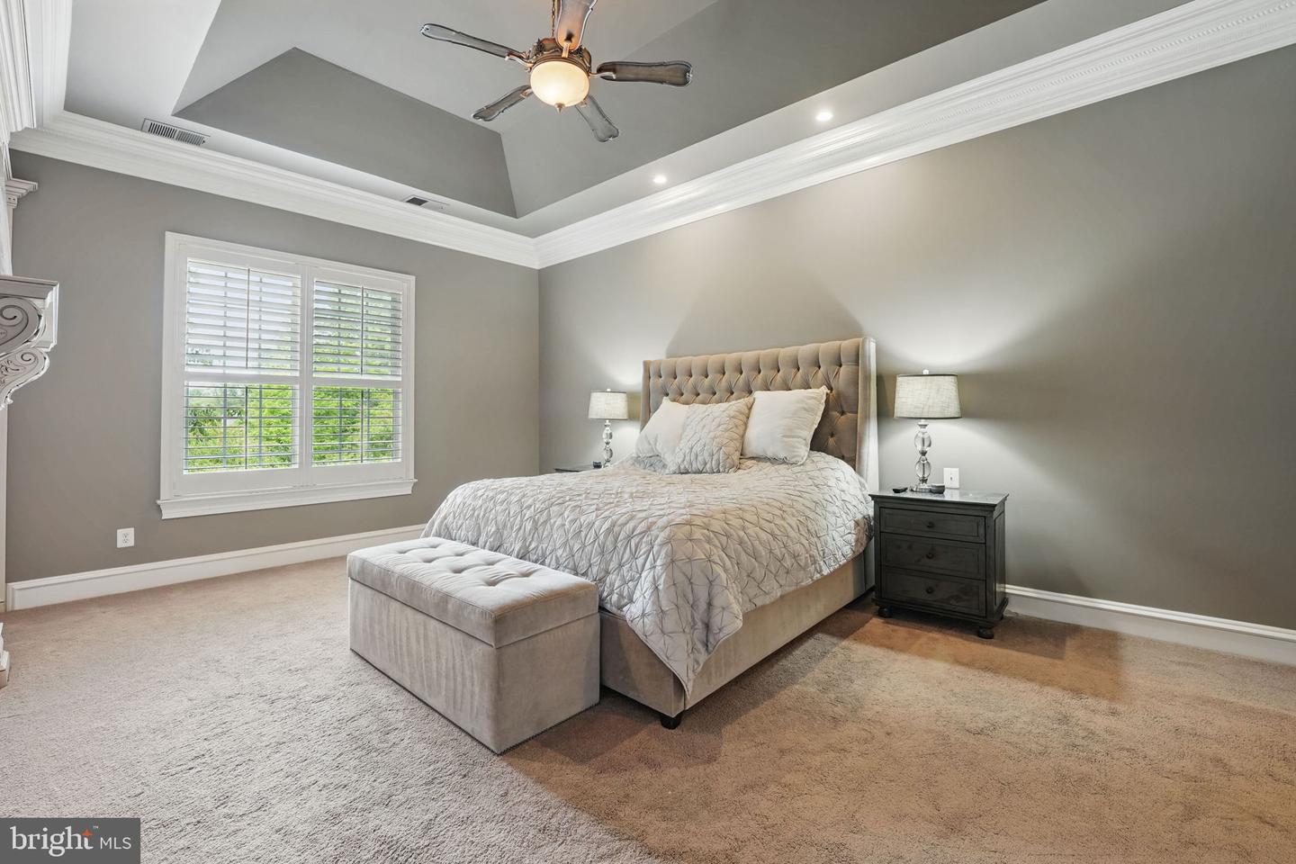 2555 VALE RIDGE CT, OAKTON, Virginia 22124, 5 Bedrooms Bedrooms, ,7 BathroomsBathrooms,Residential,For sale,2555 VALE RIDGE CT,VAFX2243554 MLS # VAFX2243554