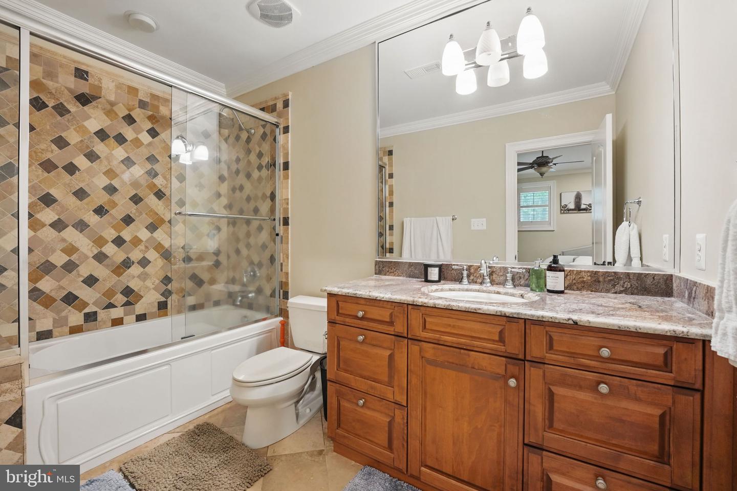 2555 VALE RIDGE CT, OAKTON, Virginia 22124, 5 Bedrooms Bedrooms, ,7 BathroomsBathrooms,Residential,For sale,2555 VALE RIDGE CT,VAFX2243554 MLS # VAFX2243554
