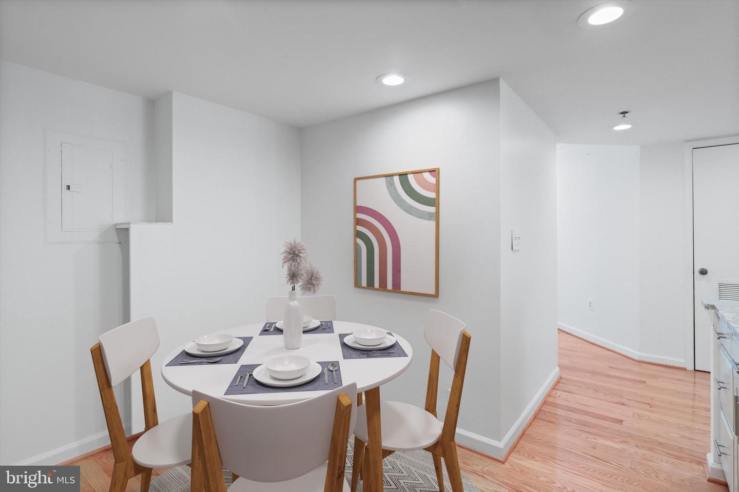 601 PENNSYLVANIA AVE NW #612, WASHINGTON, District Of Columbia 20004, 1 Bedroom Bedrooms, ,1 BathroomBathrooms,Residential,For sale,601 PENNSYLVANIA AVE NW #612,DCDC2202746 MLS # DCDC2202746