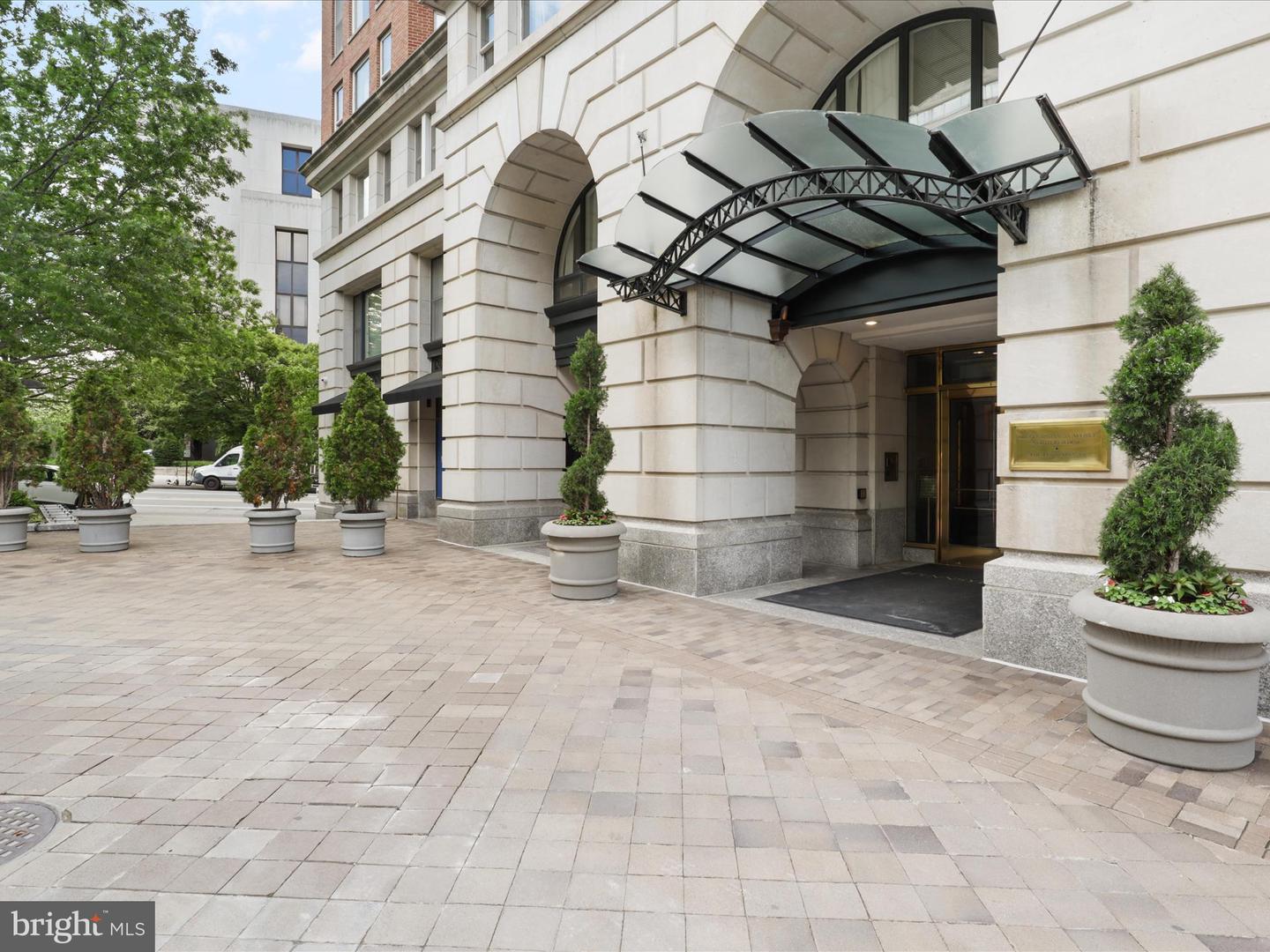 601 PENNSYLVANIA AVE NW #612, WASHINGTON, District Of Columbia 20004, 1 Bedroom Bedrooms, ,1 BathroomBathrooms,Residential,For sale,601 PENNSYLVANIA AVE NW #612,DCDC2202746 MLS # DCDC2202746