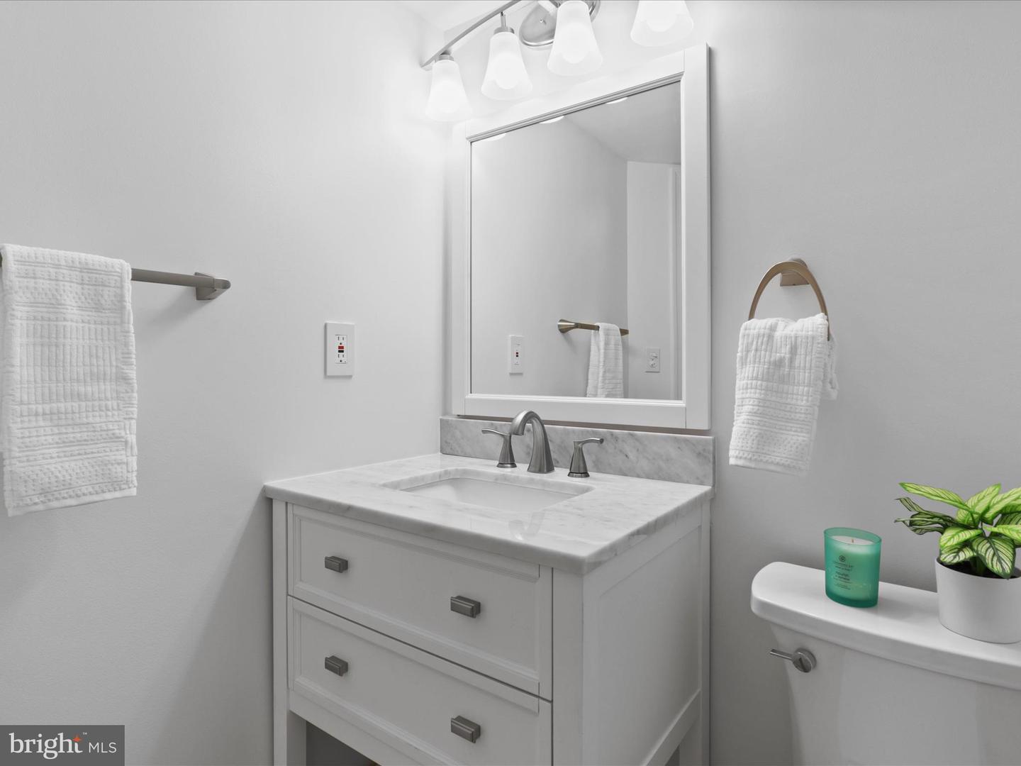 601 PENNSYLVANIA AVE NW #612, WASHINGTON, District Of Columbia 20004, 1 Bedroom Bedrooms, ,1 BathroomBathrooms,Residential,For sale,601 PENNSYLVANIA AVE NW #612,DCDC2202746 MLS # DCDC2202746