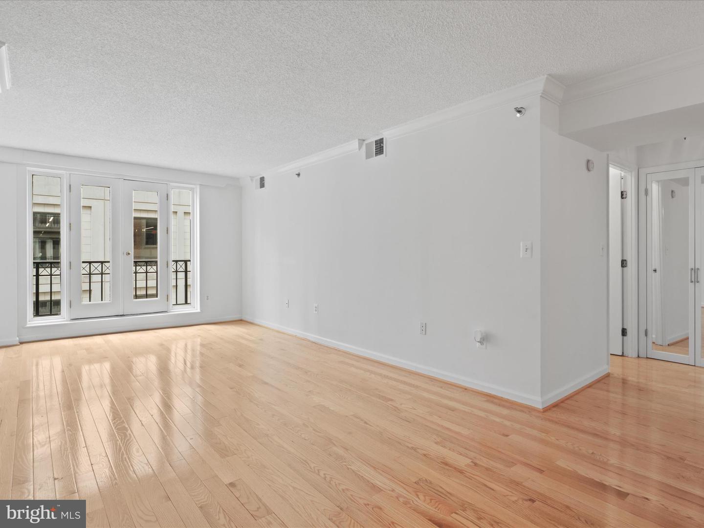 601 PENNSYLVANIA AVE NW #612, WASHINGTON, District Of Columbia 20004, 1 Bedroom Bedrooms, ,1 BathroomBathrooms,Residential,For sale,601 PENNSYLVANIA AVE NW #612,DCDC2202746 MLS # DCDC2202746