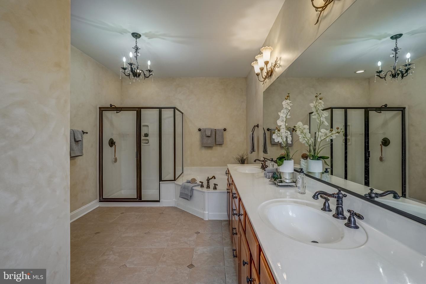 3330 HANDLEY RD, MIDLOTHIAN, Virginia 23113, 6 Bedrooms Bedrooms, ,4 BathroomsBathrooms,Residential,For sale,3330 HANDLEY RD,VACF2001158 MLS # VACF2001158