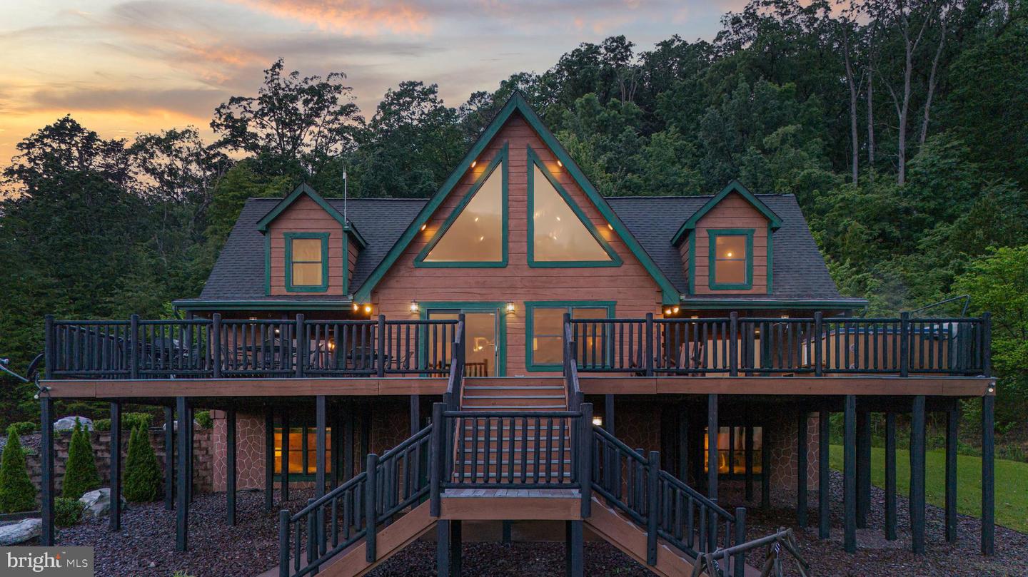 225 LOG HOME PL, STANLEY, Virginia 22851, 5 Bedrooms Bedrooms, ,3 BathroomsBathrooms,Residential,For sale,225 LOG HOME PL,VAPA2004960 MLS # VAPA2004960
