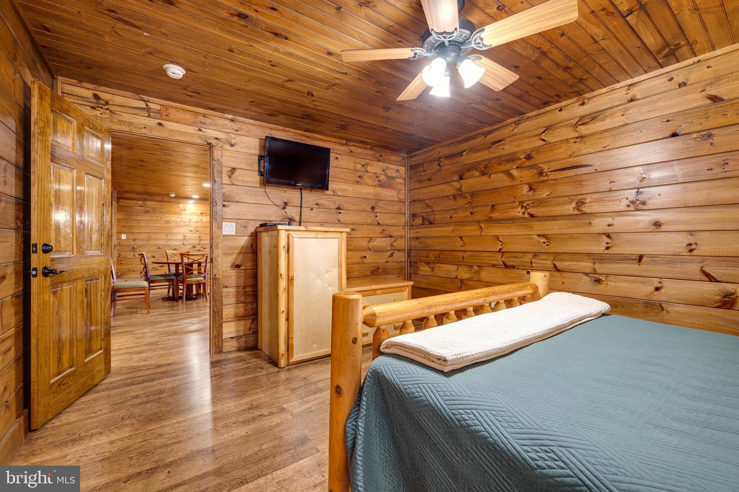 259 LOG HOME PL, STANLEY, Virginia 22851, 3 Bedrooms Bedrooms, ,3 BathroomsBathrooms,Residential,For sale,259 LOG HOME PL,VAPA2004962 MLS # VAPA2004962