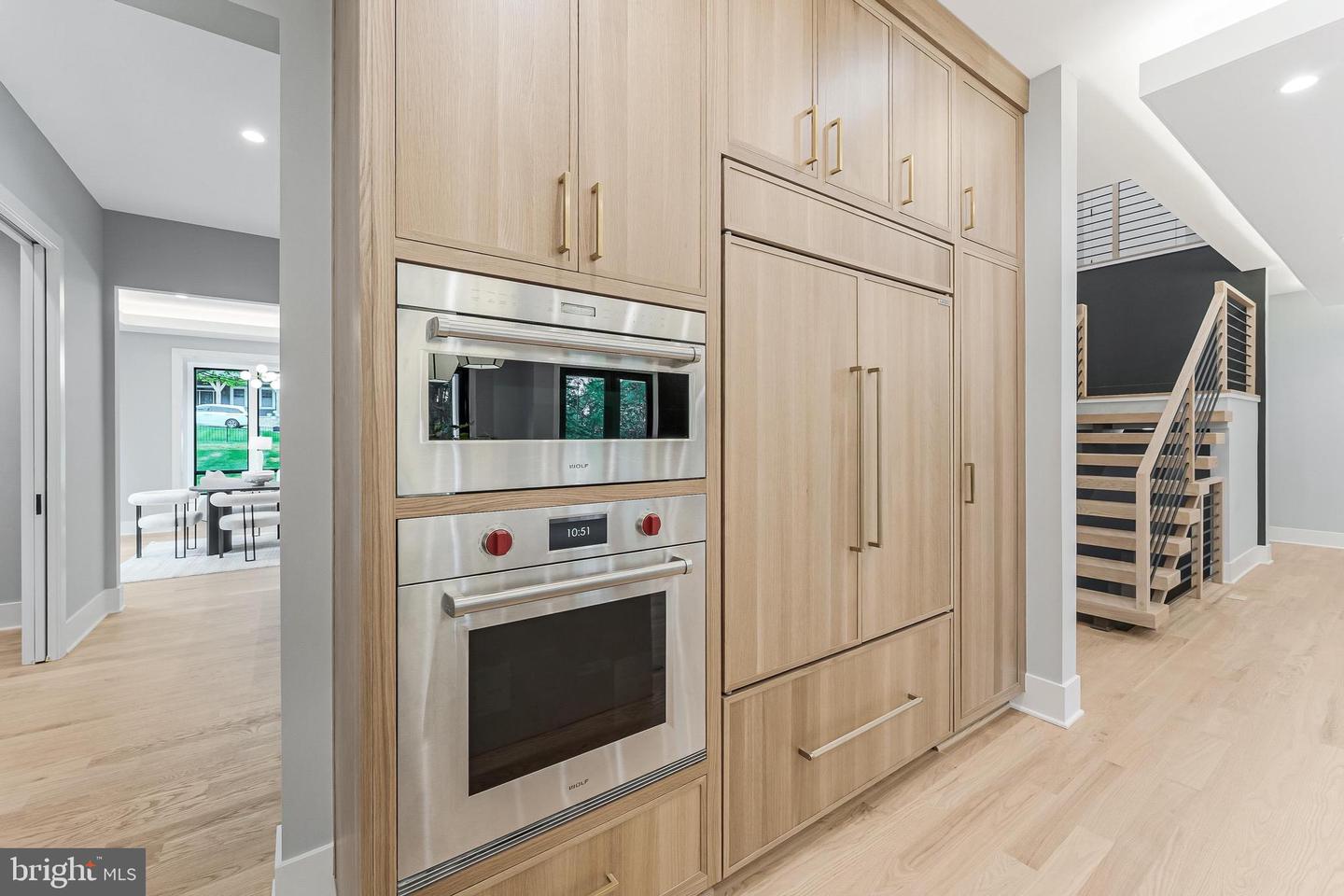 1052 BALLS HILL RD, MCLEAN, Virginia 22101, 6 Bedrooms Bedrooms, ,6 BathroomsBathrooms,Residential,For sale,1052 BALLS HILL RD,VAFX2243748 MLS # VAFX2243748