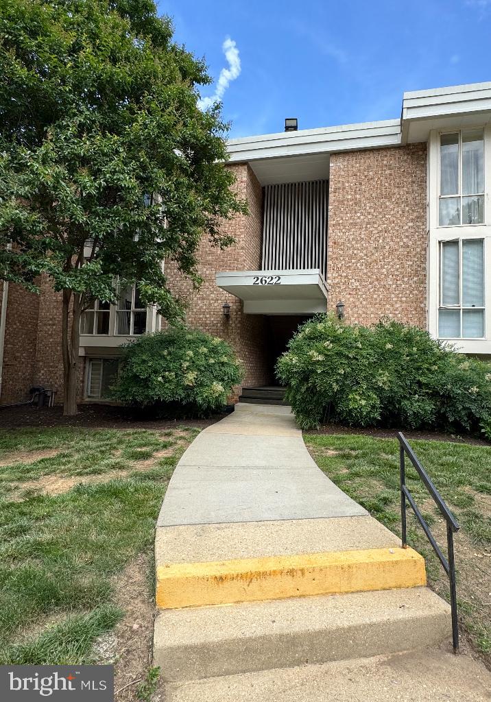 2622 WAGON DR #319, ALEXANDRIA, Virginia 22303, 2 Bedrooms Bedrooms, ,1 BathroomBathrooms,Residential,For sale,2622 WAGON DR #319,VAFX2243792 MLS # VAFX2243792
