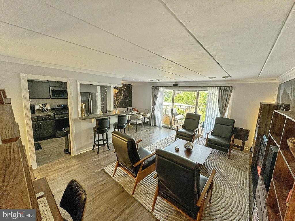 2622 WAGON DR #319, ALEXANDRIA, Virginia 22303, 2 Bedrooms Bedrooms, ,1 BathroomBathrooms,Residential,For sale,2622 WAGON DR #319,VAFX2243792 MLS # VAFX2243792