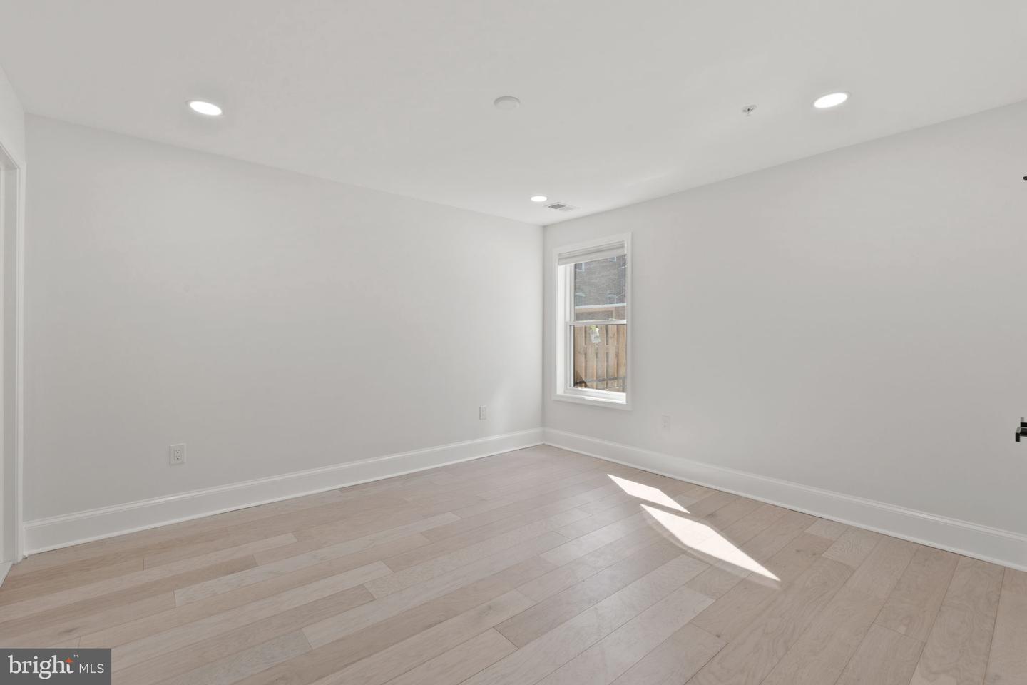 1510 10TH ST NW #2, WASHINGTON, District Of Columbia 20001, 4 Bedrooms Bedrooms, ,3 BathroomsBathrooms,Residential,For sale,1510 10TH ST NW #2,DCDC2202902 MLS # DCDC2202902