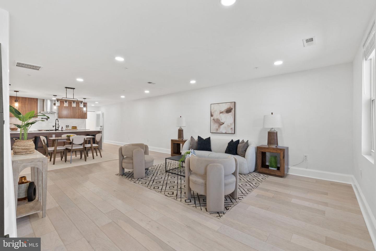 1510 10TH ST NW #2, WASHINGTON, District Of Columbia 20001, 4 Bedrooms Bedrooms, ,3 BathroomsBathrooms,Residential,For sale,1510 10TH ST NW #2,DCDC2202902 MLS # DCDC2202902