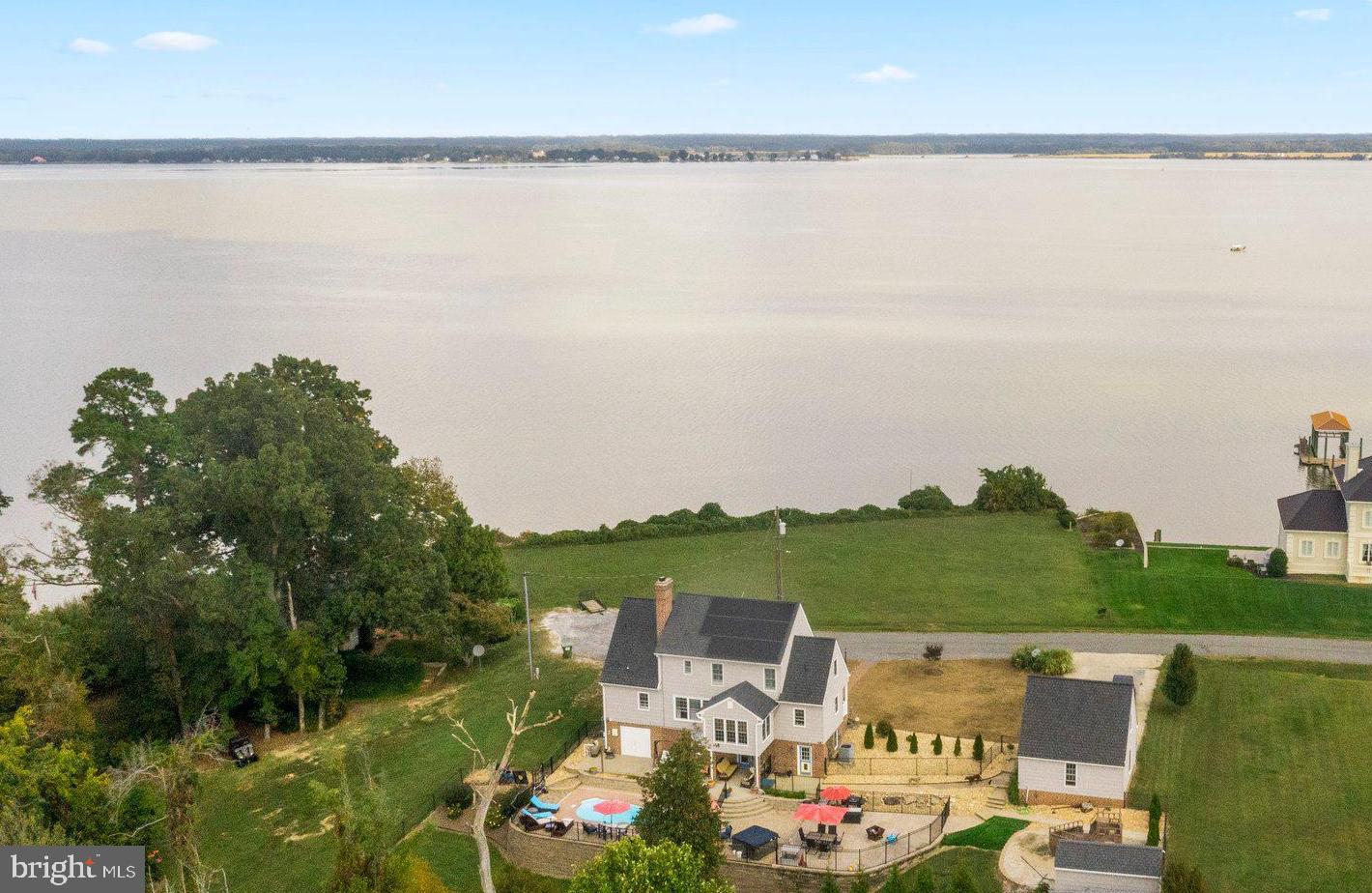 413 BENTON PT, TAPPAHANNOCK, Virginia 22560, 5 Bedrooms Bedrooms, ,3 BathroomsBathrooms,Residential,For sale,413 BENTON PT,VAES2000892 MLS # VAES2000892