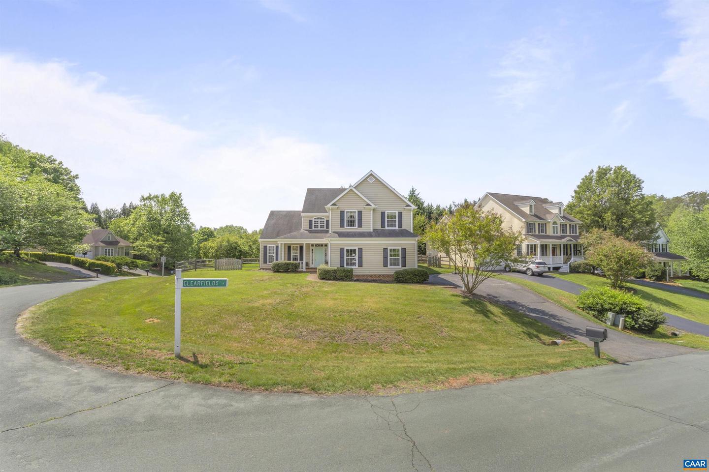 989 CLEARFIELDS LN, CROZET, Virginia 22932, 4 Bedrooms Bedrooms, ,2 BathroomsBathrooms,Residential,For sale,989 CLEARFIELDS LN,665014 MLS # 665014