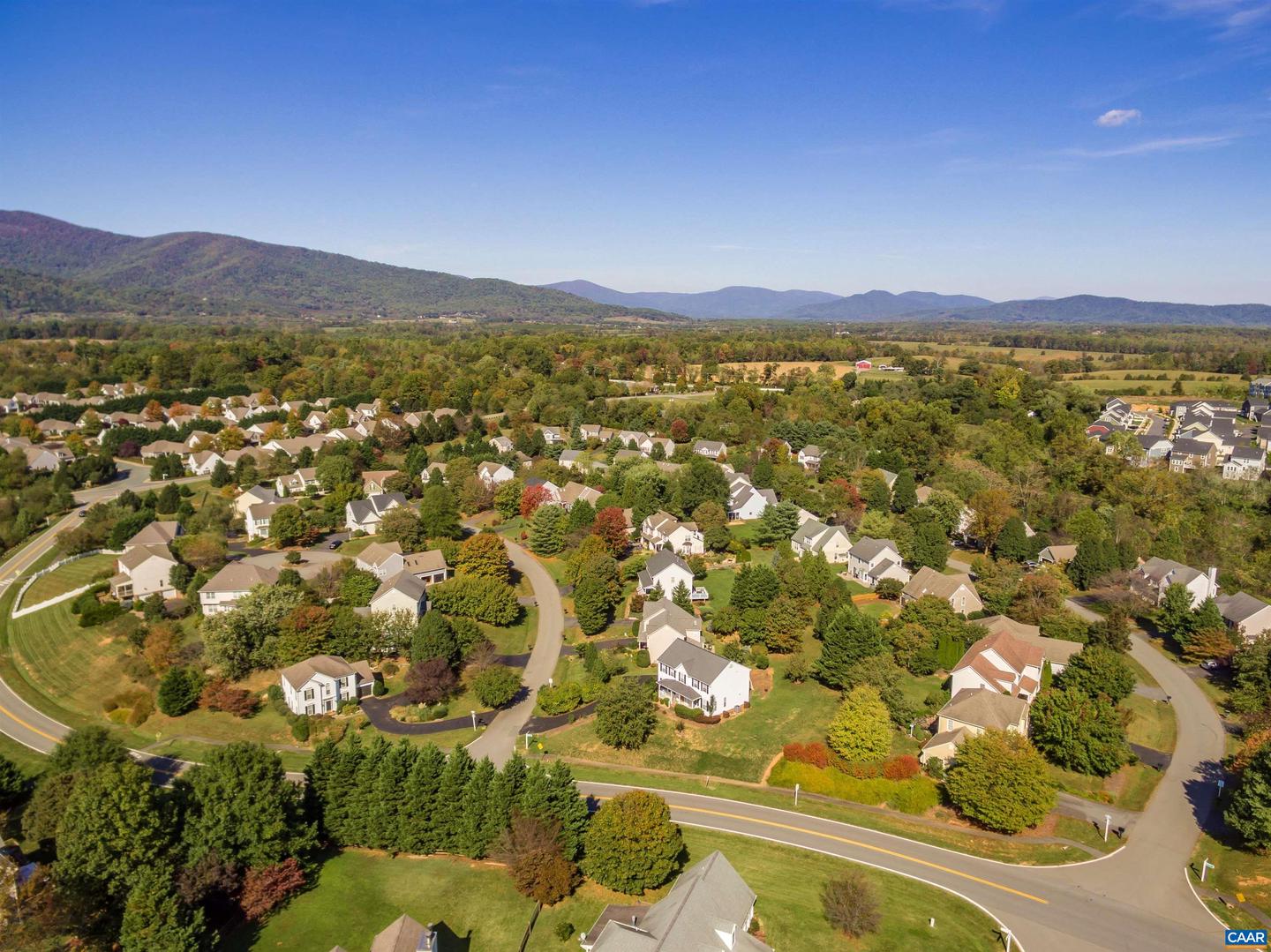 989 CLEARFIELDS LN, CROZET, Virginia 22932, 4 Bedrooms Bedrooms, ,2 BathroomsBathrooms,Residential,For sale,989 CLEARFIELDS LN,665014 MLS # 665014