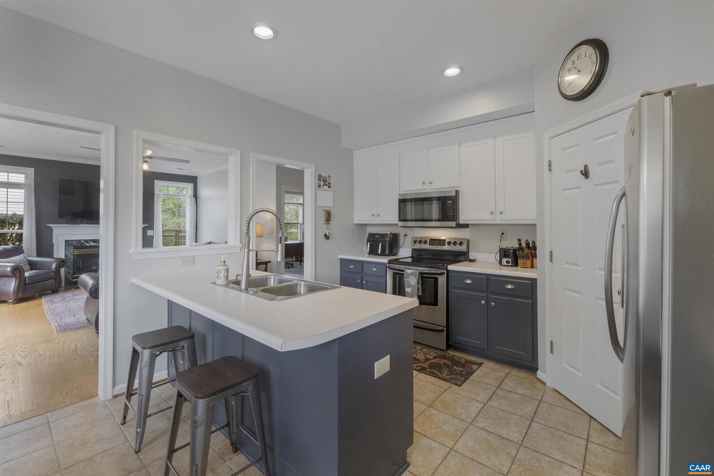 989 CLEARFIELDS LN, CROZET, Virginia 22932, 4 Bedrooms Bedrooms, ,2 BathroomsBathrooms,Residential,For sale,989 CLEARFIELDS LN,665014 MLS # 665014