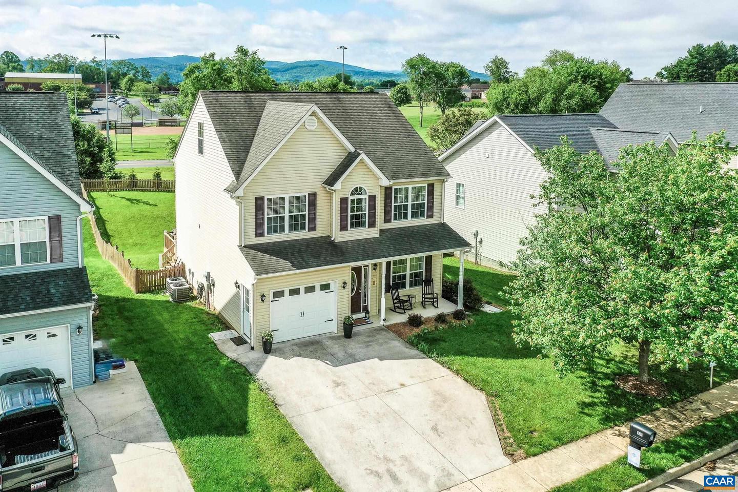 332 OVERVIEW ST, WAYNESBORO, Virginia 22980, 3 Bedrooms Bedrooms, ,2 BathroomsBathrooms,Residential,For sale,332 OVERVIEW ST,665028 MLS # 665028