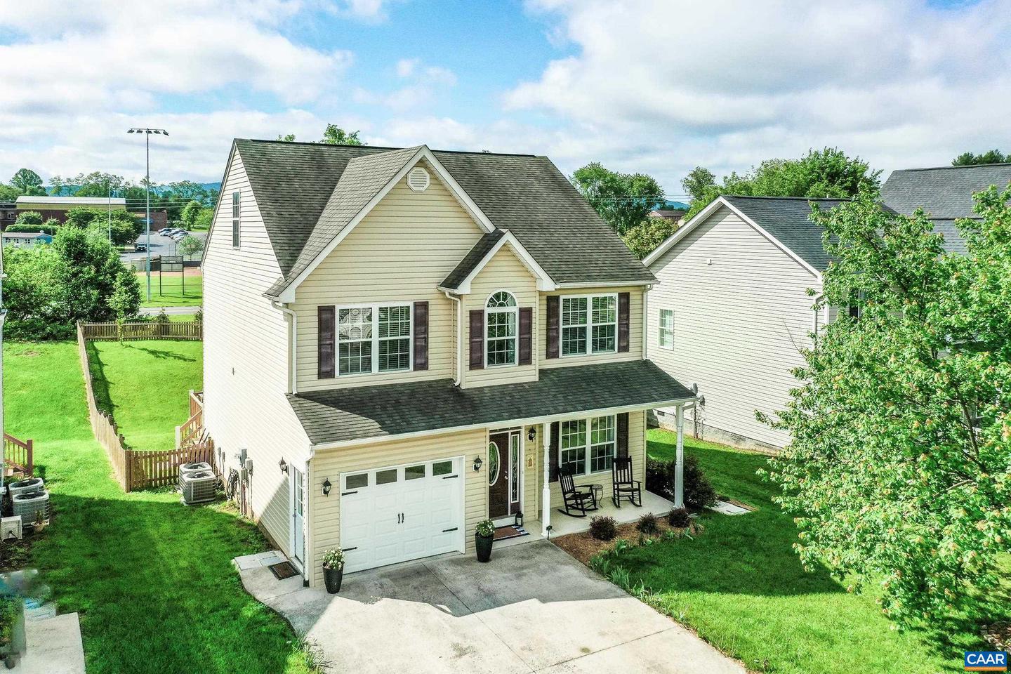332 OVERVIEW ST, WAYNESBORO, Virginia 22980, 3 Bedrooms Bedrooms, ,2 BathroomsBathrooms,Residential,For sale,332 OVERVIEW ST,665028 MLS # 665028