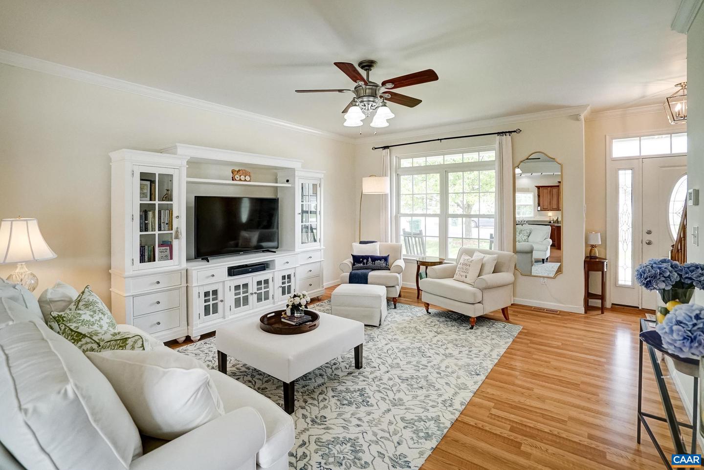 332 OVERVIEW ST, WAYNESBORO, Virginia 22980, 3 Bedrooms Bedrooms, ,2 BathroomsBathrooms,Residential,For sale,332 OVERVIEW ST,665028 MLS # 665028