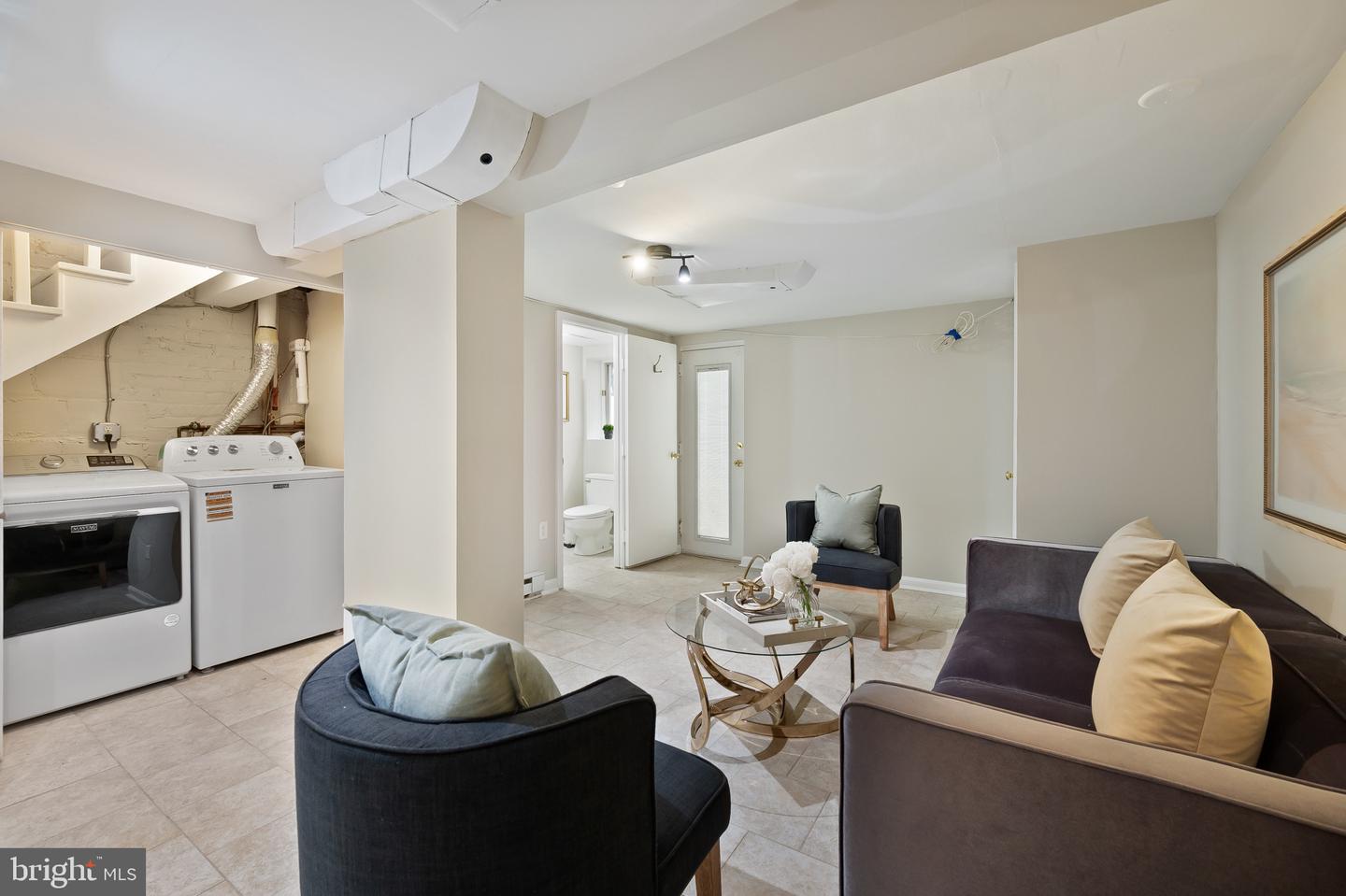 1312 MICHIGAN AVE, ALEXANDRIA, Virginia 22314, 2 Bedrooms Bedrooms, ,2 BathroomsBathrooms,Residential,For sale,1312 MICHIGAN AVE,VAAX2045806 MLS # VAAX2045806