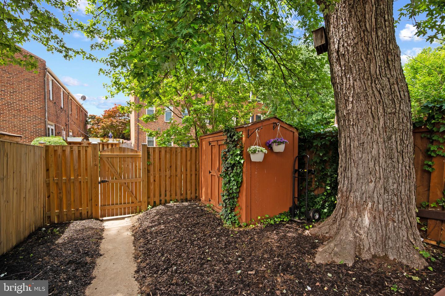 1312 MICHIGAN AVE, ALEXANDRIA, Virginia 22314, 2 Bedrooms Bedrooms, ,2 BathroomsBathrooms,Residential,For sale,1312 MICHIGAN AVE,VAAX2045806 MLS # VAAX2045806