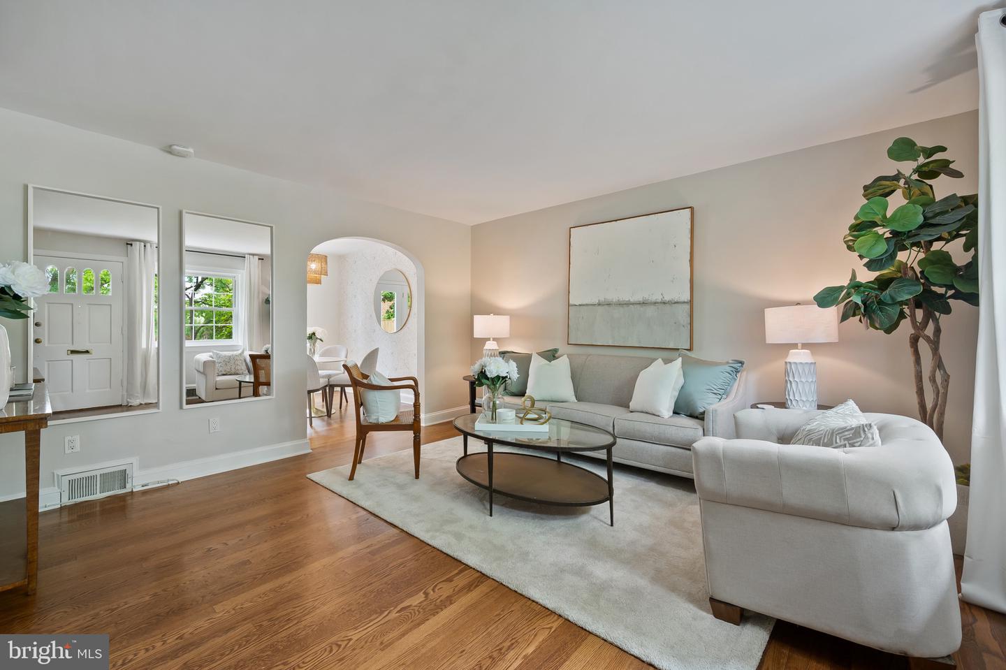 1312 MICHIGAN AVE, ALEXANDRIA, Virginia 22314, 2 Bedrooms Bedrooms, ,2 BathroomsBathrooms,Residential,For sale,1312 MICHIGAN AVE,VAAX2045806 MLS # VAAX2045806