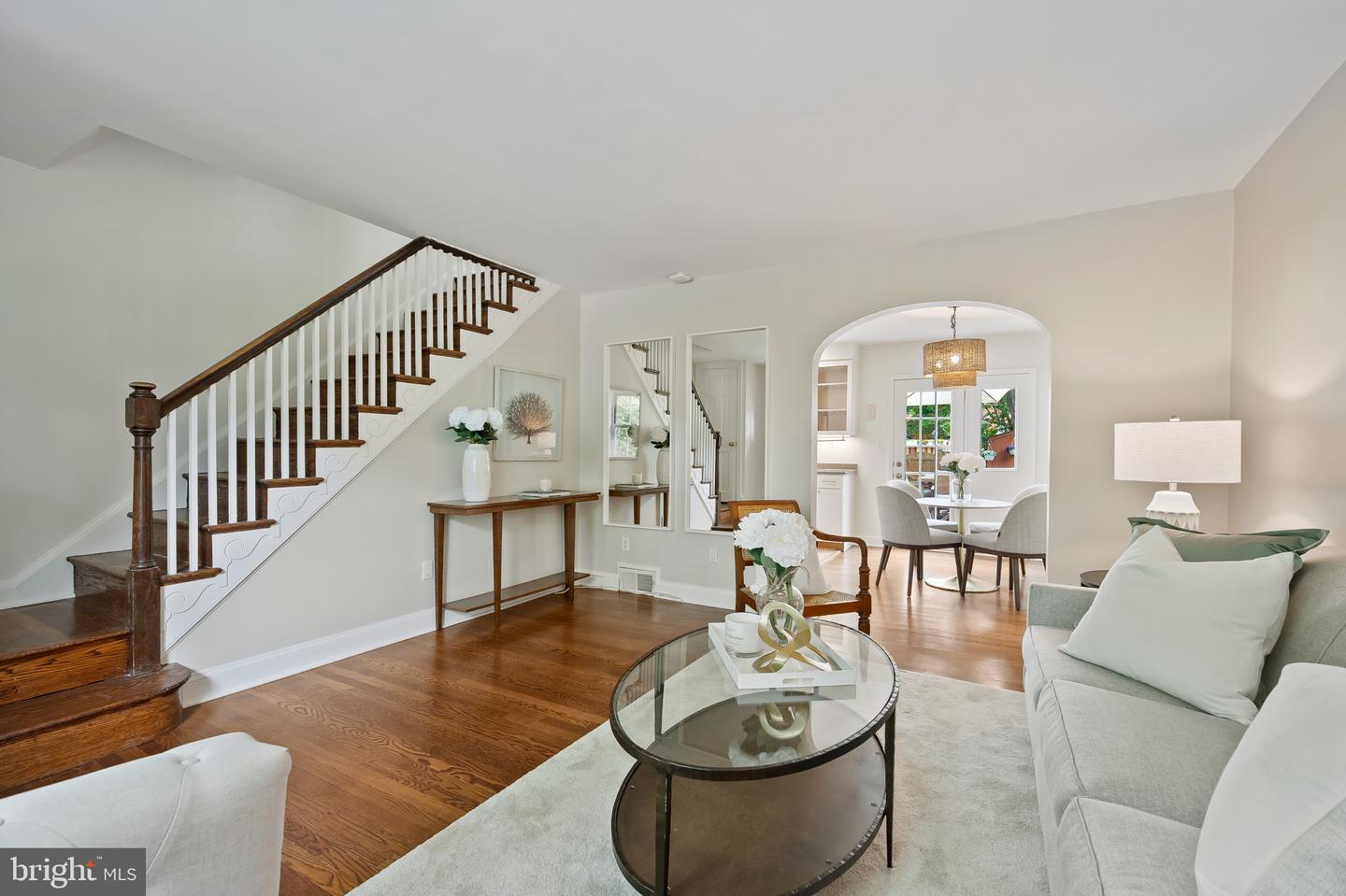 1312 MICHIGAN AVE, ALEXANDRIA, Virginia 22314, 2 Bedrooms Bedrooms, ,2 BathroomsBathrooms,Residential,For sale,1312 MICHIGAN AVE,VAAX2045806 MLS # VAAX2045806