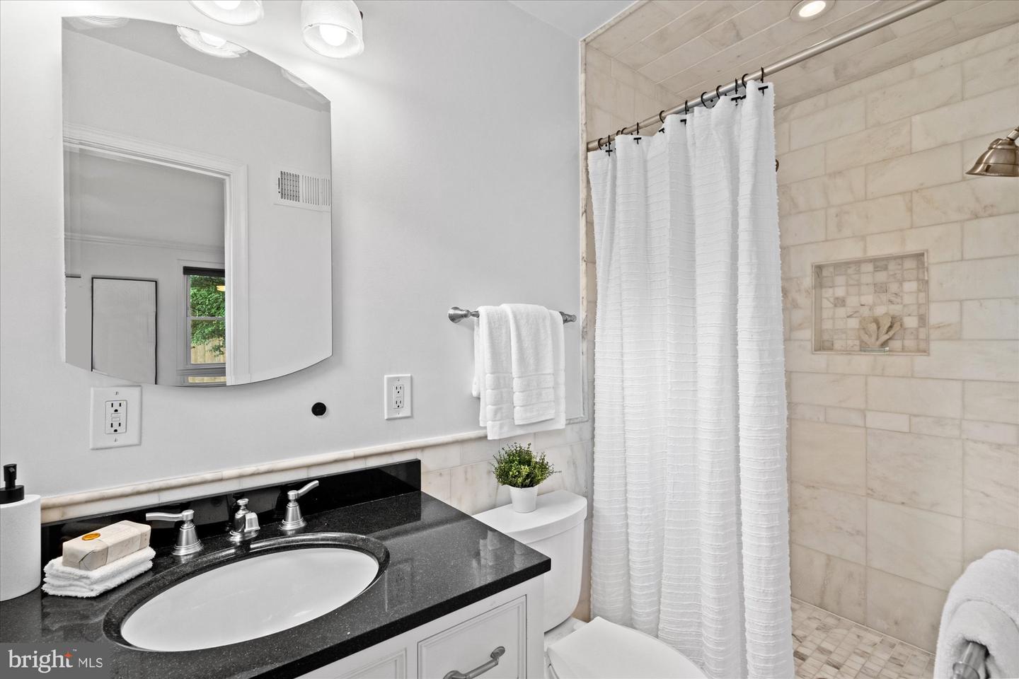 4422 SPRINGDALE ST NW, WASHINGTON, District Of Columbia 20016, 4 Bedrooms Bedrooms, ,3 BathroomsBathrooms,Residential,For sale,4422 SPRINGDALE ST NW,DCDC2202924 MLS # DCDC2202924