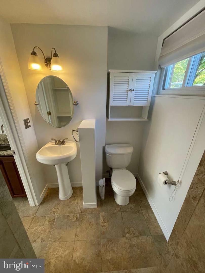 5503 SHELDON DR, ALEXANDRIA, Virginia 22312, 3 Bedrooms Bedrooms, 9 Rooms Rooms,2 BathroomsBathrooms,Residential,For sale,5503 SHELDON DR,VAFX2243836 MLS # VAFX2243836