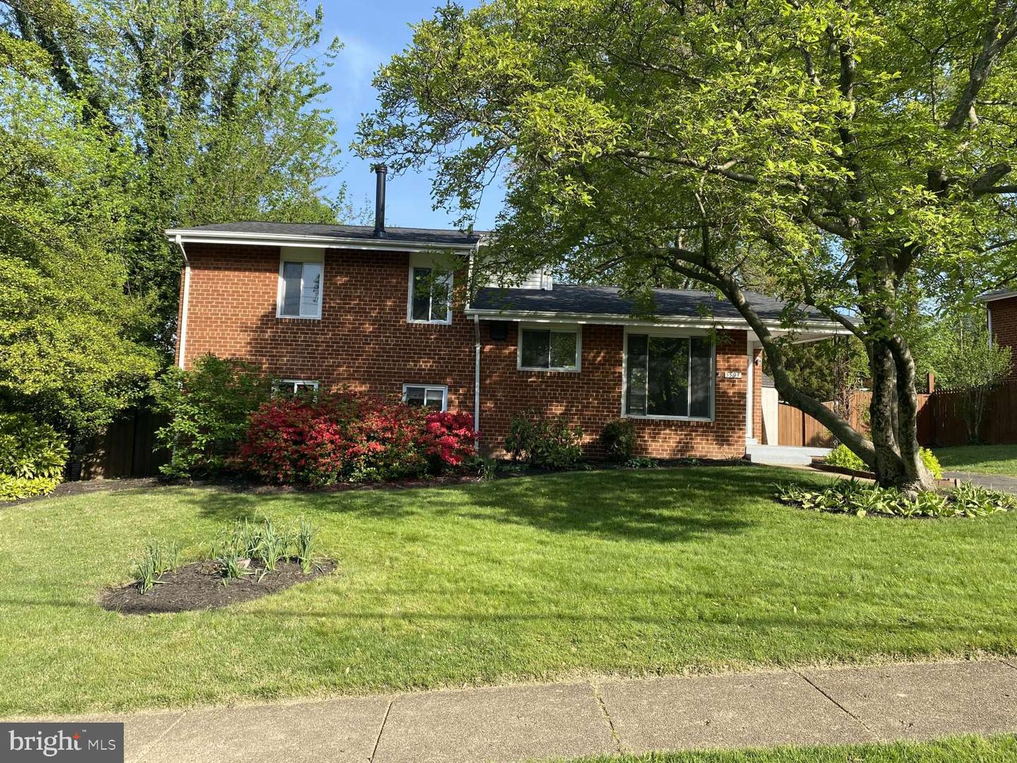 5503 SHELDON DR, ALEXANDRIA, Virginia 22312, 3 Bedrooms Bedrooms, 9 Rooms Rooms,2 BathroomsBathrooms,Residential,For sale,5503 SHELDON DR,VAFX2243836 MLS # VAFX2243836